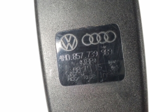 AUDI A8 D4 (2010–2017) Tagaistme turvavöö lukk 4H0857739 - 3