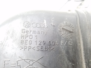 AUDI A4 B7 (2004–2008) Air intake hose 8E0129604F - 2