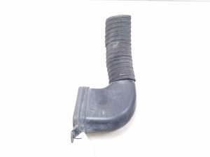 AUDI A4 B7 (2004–2008) Air intake hose 8E0129604F - 3