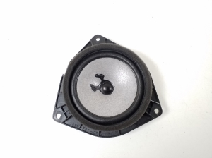  Rear side door speaker 