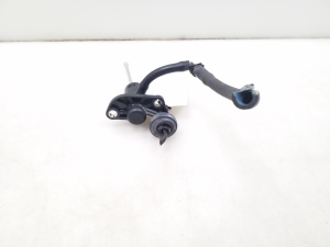 AUDI A4 B7 (2004–2008) Clutch slave cylinder 8E1721401AJ - 2