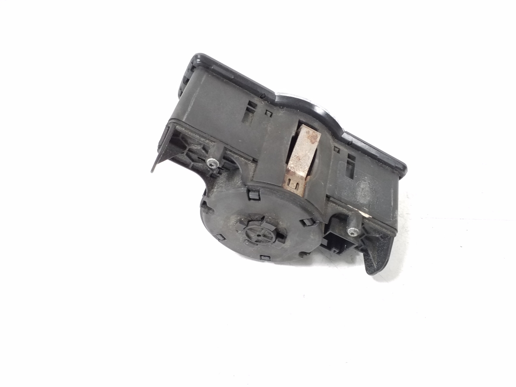 MERCEDES-BENZ CLA-Class C117 (2013-2016) Headlight Switch Control Unit A2129050551 21973026