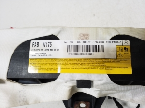 Mercedes Benz CLA-Class W117 (2013–2019) Beifahrerairbag A1768600002 - 3
