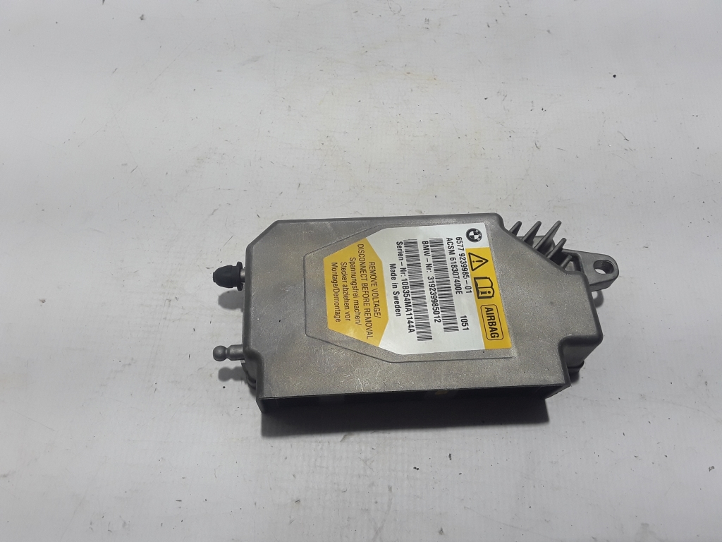 BMW 5 Series F10/F11 (2009-2017) SRS Control Unit 9239985 22426523