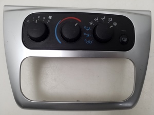 Heater control panel - 04596277AB