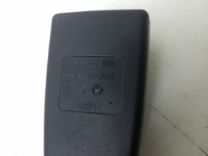 Mercedes Benz C-Class 204 (2007–2014) Tagaistme turvavöö lukk A2048602669 - 4