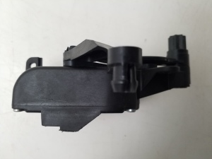 AUDI A3 8L (1996–2003) Salongi soojenduse klapi mootor 6NN007692 - 3