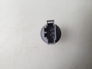 AUDI A4 B6 (2000–2005) Sisetemperatuuri andur 1J0907543 - 3