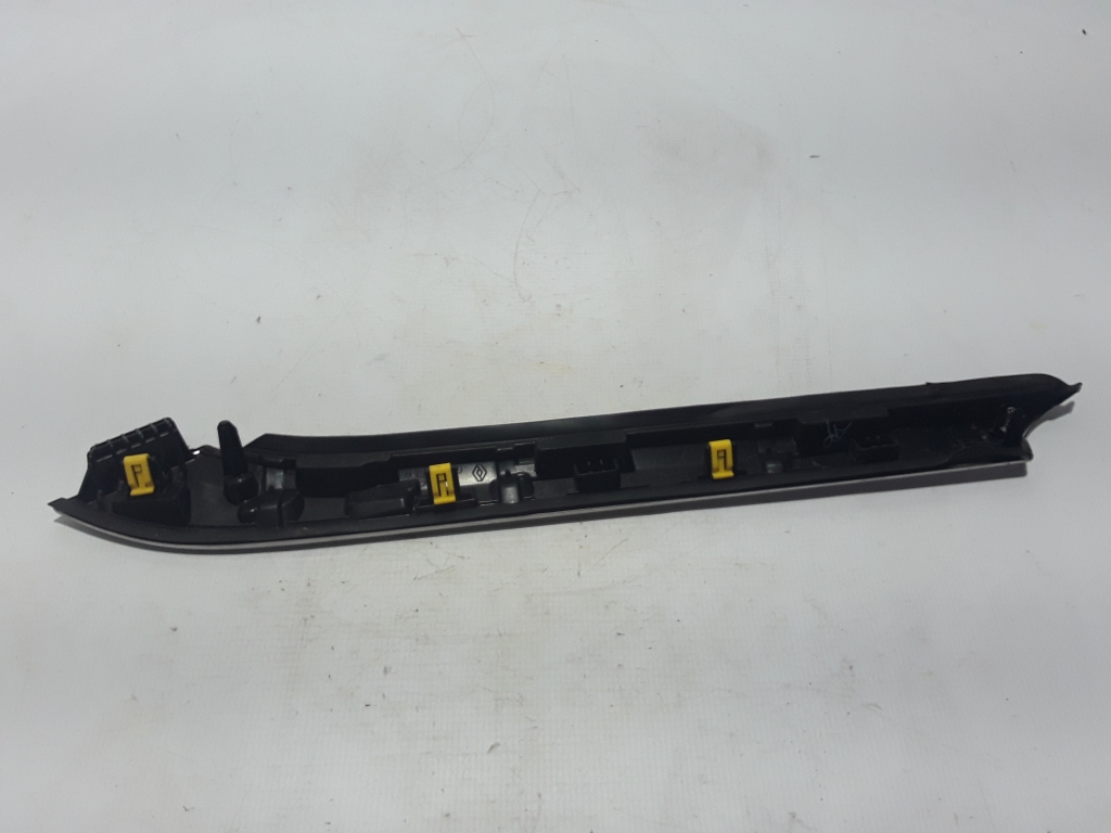 RENAULT Espace 5 generation (2015-2023) Front Right Fender Molding 638744661R 22427058
