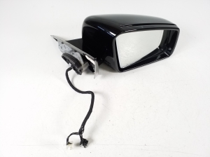  Side mirror and its details 