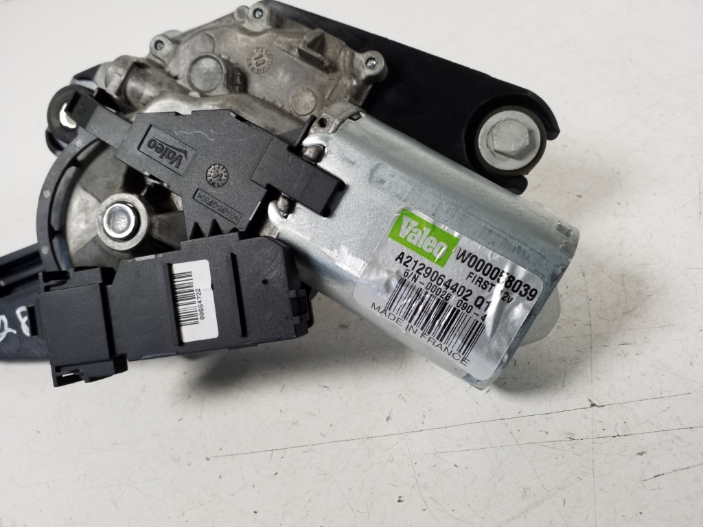 Mercedes Benz E-Class W212 (2009–2015) Heckwischermotor A2129064402 Mercedes Benz E-Class W212 (2009–2015) Heckwischermotor A2129064402