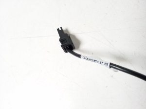 Mercedes Benz E-Class W212 (2009–2015) Antenna amplifier A2128703789 - 3