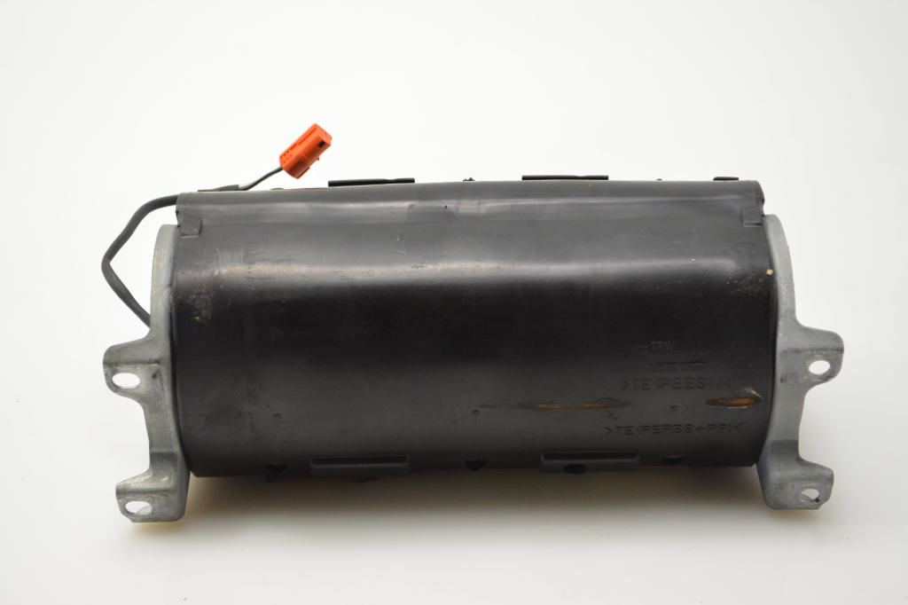 BMW 5 SERIES E39 (1995–2004) Passenger dashboard airbag 3982316275 BMW 5 SERIES E39 (1995–2004) Passenger dashboard airbag 3982316275