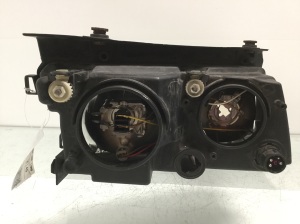 Volkswagen Passat B5 (1997–2005) Scheinwerfer vorne 14742500 - 2