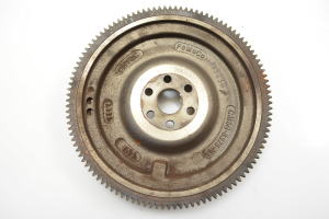  Clutch flywheel 