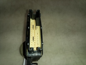 Opel Vectra C (2002–2008) Front door control unit 360572197 - 2