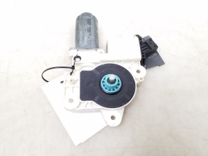 Rear side door window regulator motor - 24414776