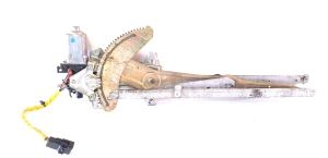 TOYOTA Previa (2000–2006) Priekšējo durvju logu pacēlājs un tā daļas 85720-44030 - 2