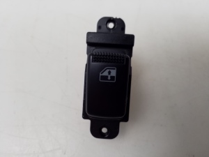 Rear side door window switch - 935762D000 
