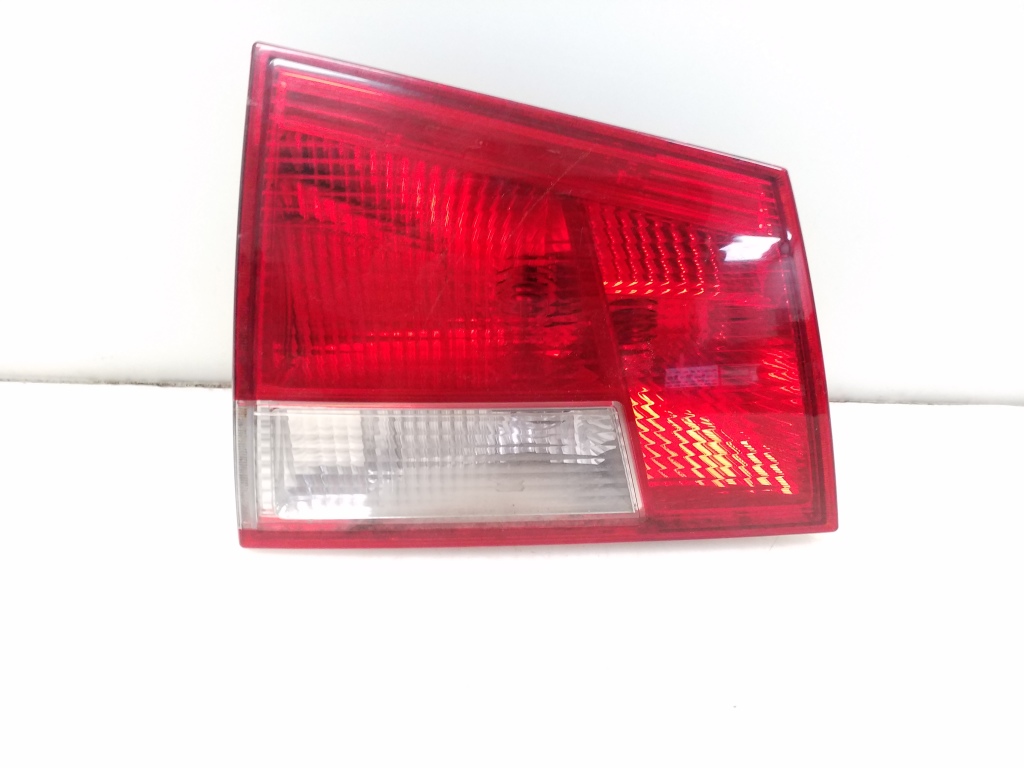 OPEL Vectra B (2005-2010) Left Side Tailgate Taillight 13184024 25057433