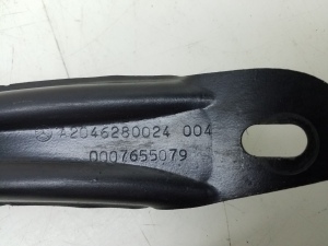 Mercedes Benz C-Class 204 (2007–2014) Veel üks külgriba detail A2046280024 - 3