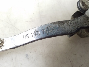 Opel Vectra C (2002–2008) Rear side door opening limiter 09229751 - 2