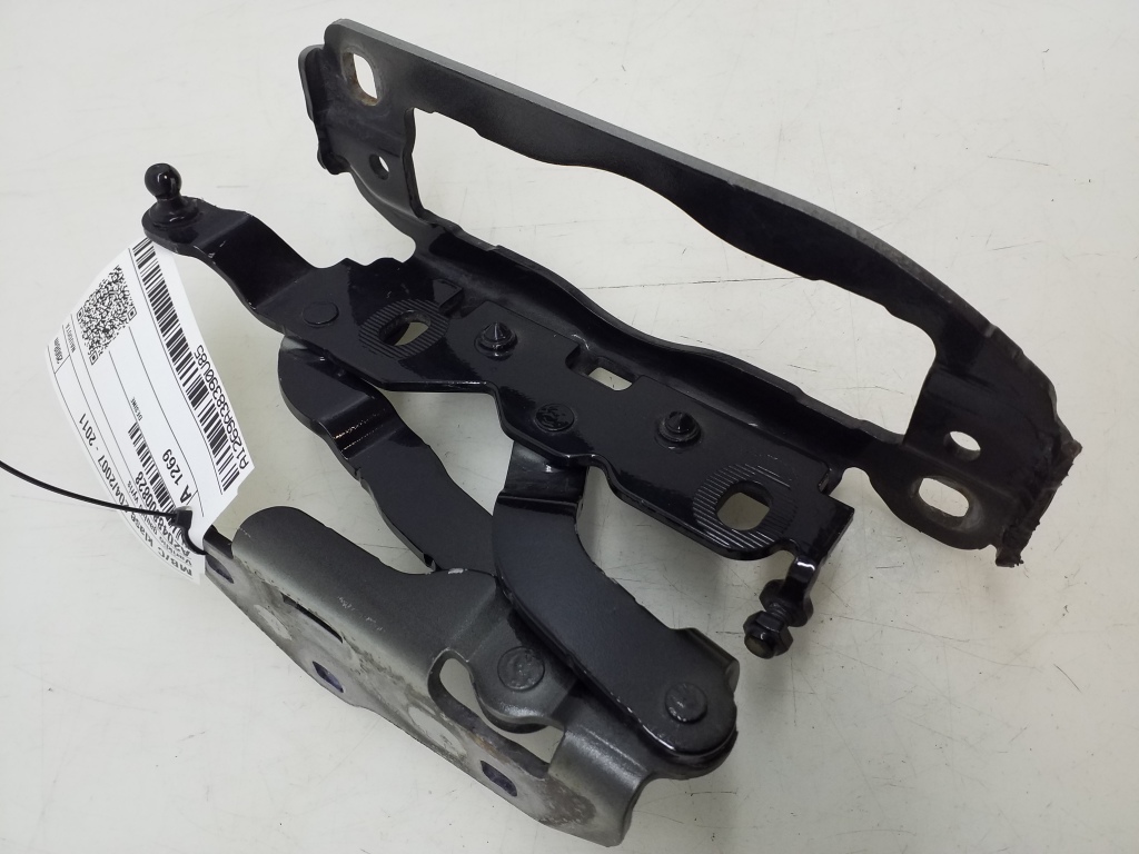 MERCEDES-BENZ C-Class W204/S204/C204 (2004-2015) Front Right Bonnet Hinge A2048800828 20979128