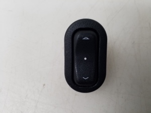 Front door glass switch - 13363102