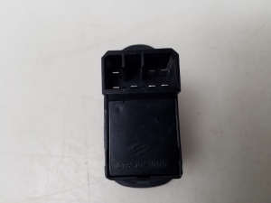 Kia Shuma I (1996–2001) Tagumise külgukse aknalüliti 4735101000 - 2