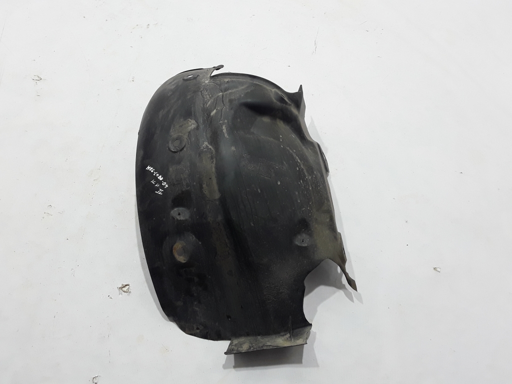 RENAULT Megane 2 generation (2002-2012) Front Left Inner Fender Rear Part 8200073428 22426790