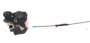 TOYOTA Corola Verso R1 (2004–2009) Esiukse lukk - 4