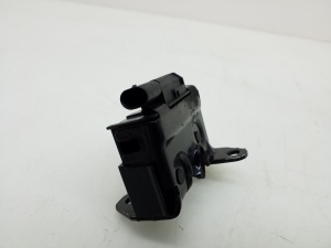 Mercedes Benz C-Class 204 (2007–2014) Hood latch A2048707910 - 3