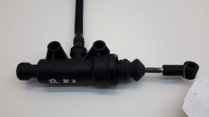 Mercedes Benz B-Class 246 (2011–2017) Clutch master cylinder A2462900312 - 3