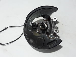  Rear hub 