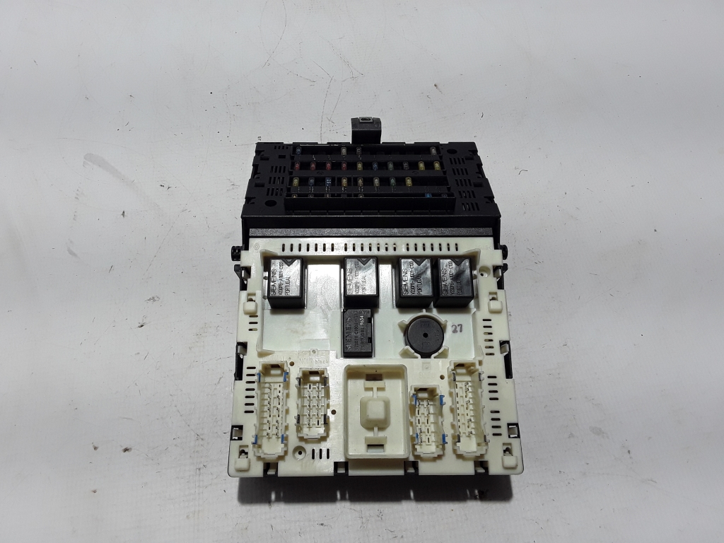 RENAULT Megane I (1995–2003) UCH bloks 7703297243 RENAULT Megane I (1995–2003) UCH bloks 7703297243