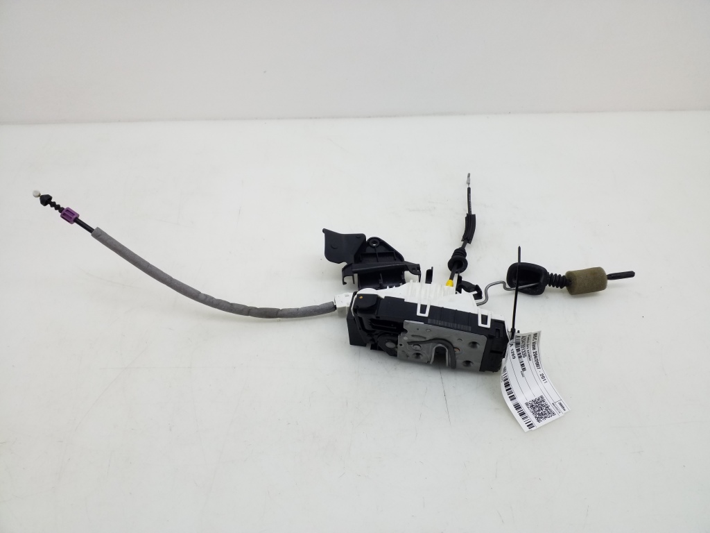 MERCEDES-BENZ C-Class W204/S204/C204 (2004-2015) Front Left Door Lock A2047201335 18788804