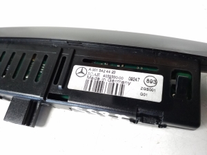 Mercedes Benz E-Class W207 (2009–2017) Parkimissüsteemi ekraan A0015424423 - 2
