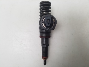  Fuel injector 