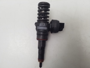  Fuel injector 