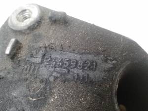 Opel Vectra C (2002–2008) Käigukasti kinnitus 24459821 - 2