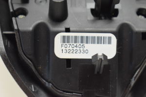 Opel Corsa D (2006–2014) Steering wheel switch 13222330 - 2
