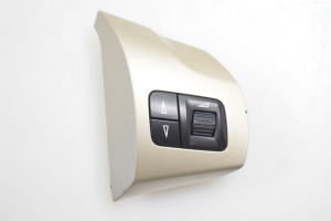 Steering wheel switch - 13222330