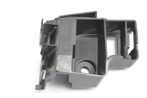 Rear bumper bracket - 5K6807393A