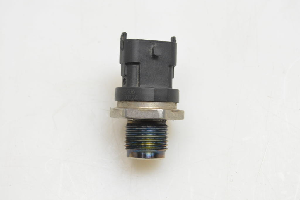 Kia Rio (2005–2011) Fuel rail pressure sensor 0281002706 Kia Rio (2005–2011) Fuel rail pressure sensor 0281002706