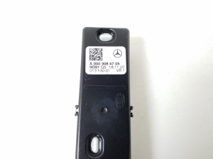 Mercedes Benz A-Class 177 (2018–2026) Tagumine sisevalgustuspaneel A0009064705 - 2