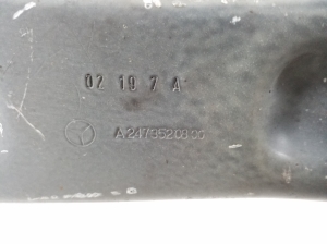 Mercedes Benz CLA-Class W118 (2019–2026) Tagumine õõtshoob A2473520800 - 4