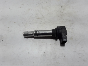 Volkswagen Caddy III (2004–2015) Zündspule 036905715 - 2