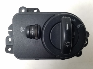 Headlight switch - 2S6T13A02