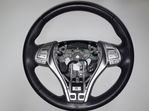  Steering wheel 