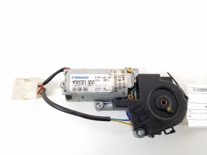 Mercedes Benz Vito 638 (1996–2003) Schiebedachmotor A0058203442 - 3